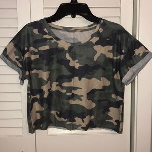 camo crop top